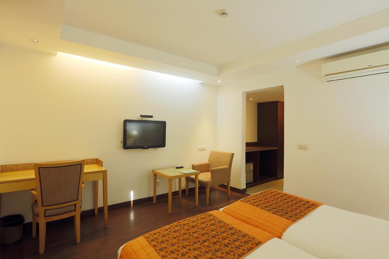 Hotel Arch Plaza - Near Yashobhoomi Convention Centre Dwarka New Delhi Exterior photo