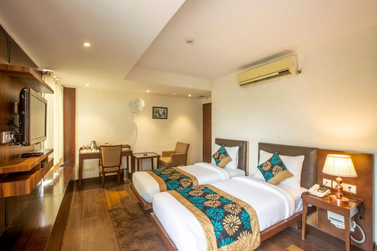 Hotel Arch Plaza - Near Yashobhoomi Convention Centre Dwarka New Delhi Exterior photo